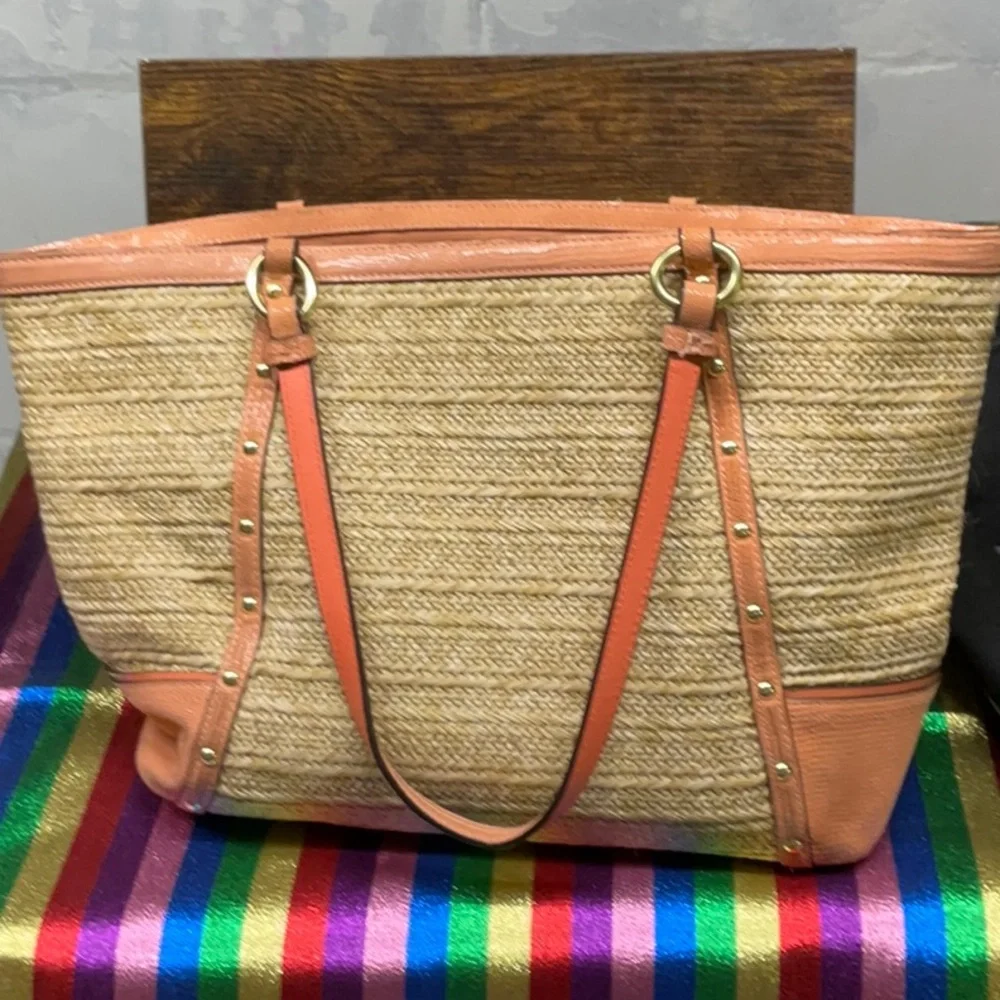 Coach - Picture 2 of 2